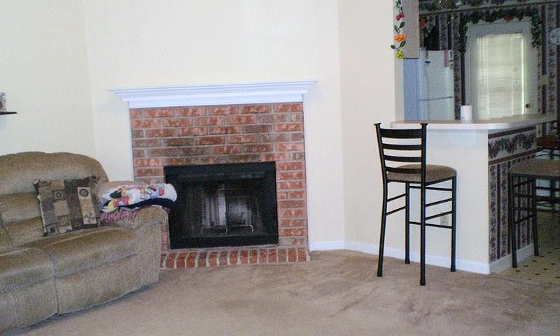Family Room w/Corner FP