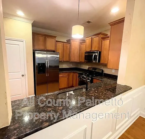 3639 Bagley Dr — Photo 3