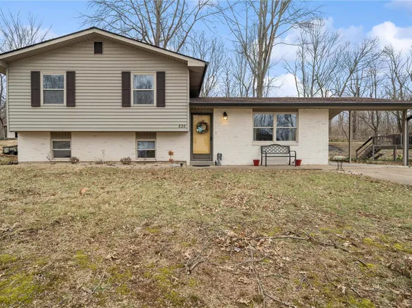 826 Odus Dr, Jackson, MO 63755