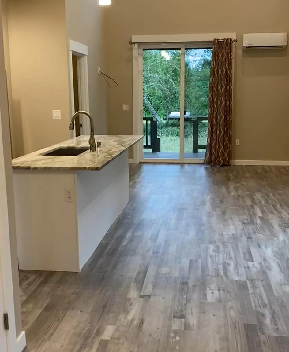 2 bed, 840 sqft, $1,700 — Photo 3