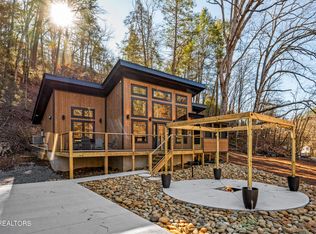 2983 Easy St, Sevierville, TN 37862