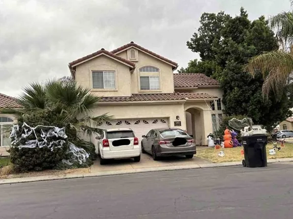 149 Lake Dr, Lemoore, CA 93245