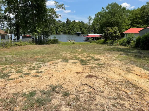 484 Lakeshore Way, Cordele, GA 31015