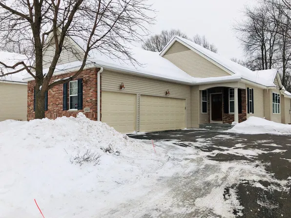 10520 Mississippi Cir N, Brooklyn Park, MN 55443