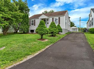 2104 Coker Ave, Knoxville, TN 37917