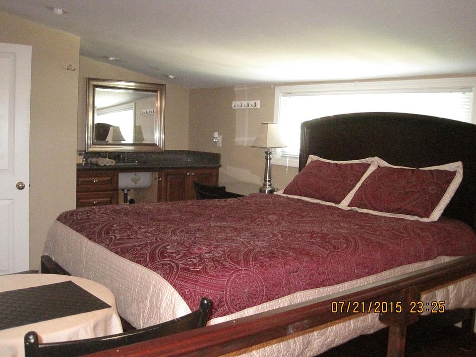 Comfortably furnished