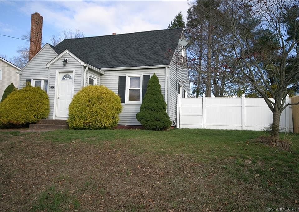 1st image of 72 Winding Ln