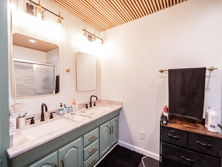 6621 Bradshaw St — Photo 10