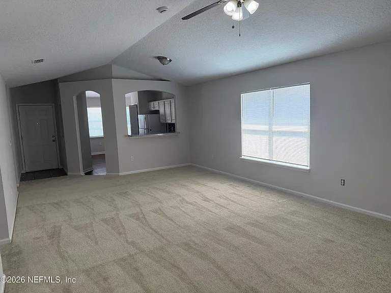 5550 Oak Crossing Dr — Photo 13
