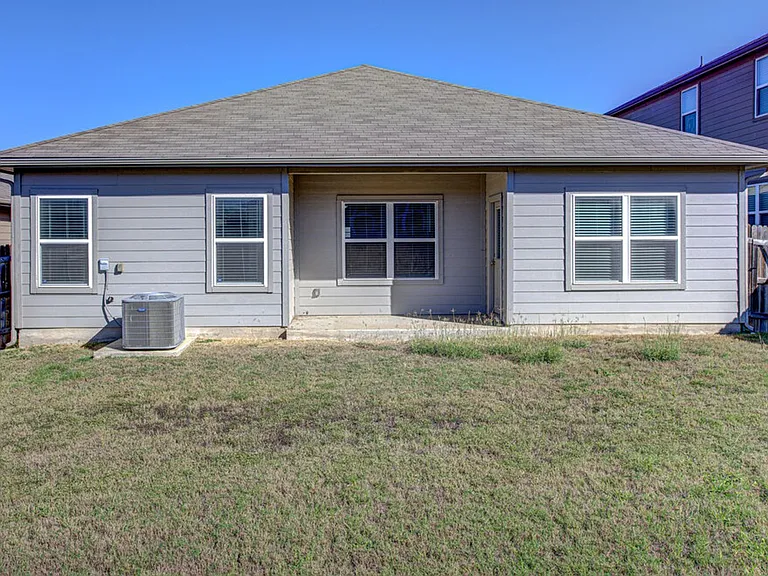 6705 Loretta White Ln — Photo 4