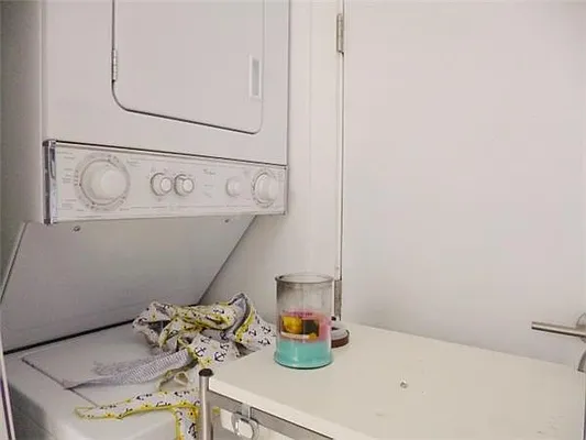 Rented by I & I New York | media 17