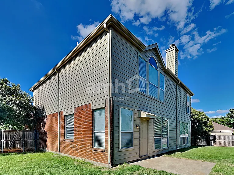 304 Double Oak Ln — Photo 22
