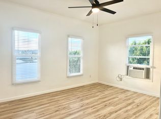 1129 N Madison Ave, Los Angeles, CA 90029