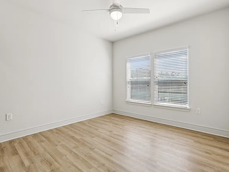 Sopra Luxury Living — Photo 99