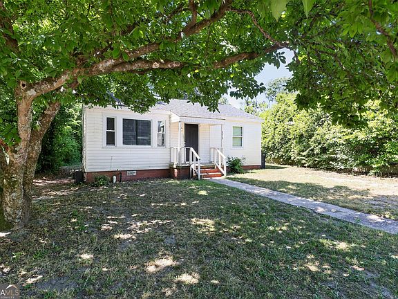 2nd image of 2218 Bandler Rd