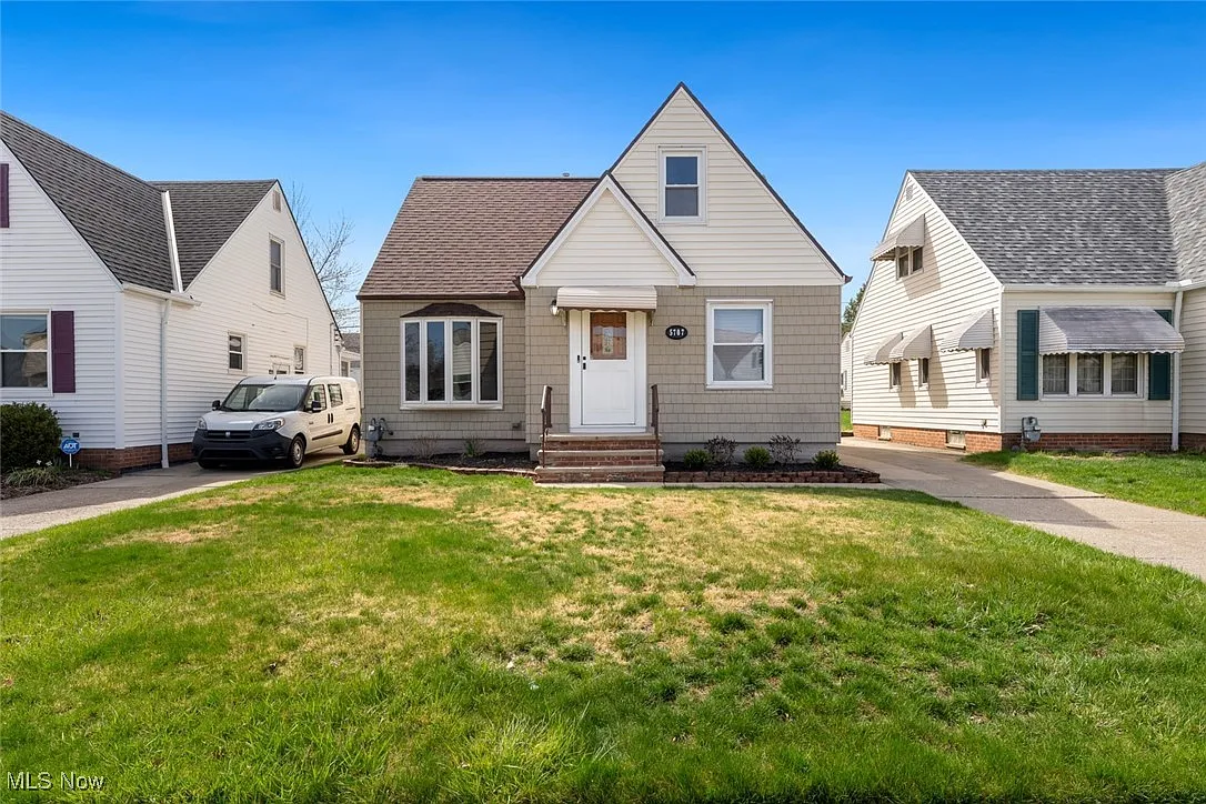 5707 Forest Ave photo 1