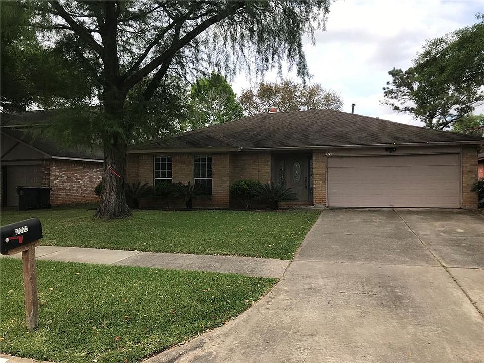 1st image of 3115 Sleepy Hollow Dr