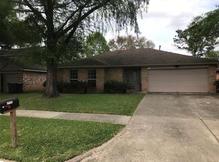 3115 Sleepy Hollow Dr, Sugar Land, TX 77479