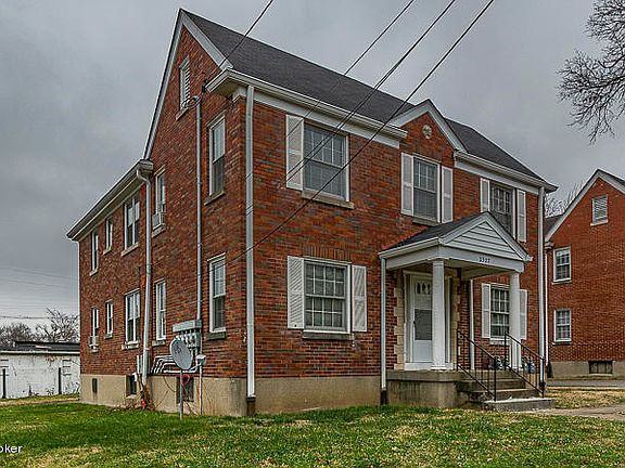 3rd image of 2327 Mount Claire Ave