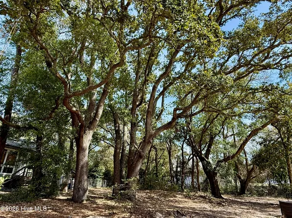 120 SW 3rd St Lot 20, Oak Island, NC 28465