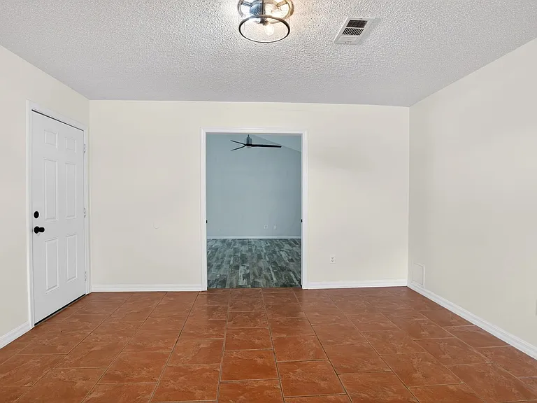 7832 Hilo Pl — Photo 22