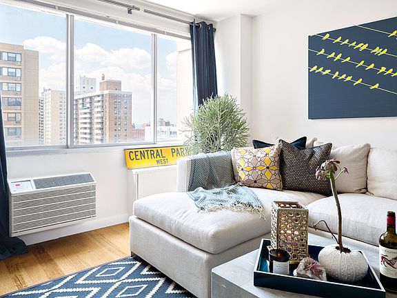 3rd image of 95 W 95th St APT 34F