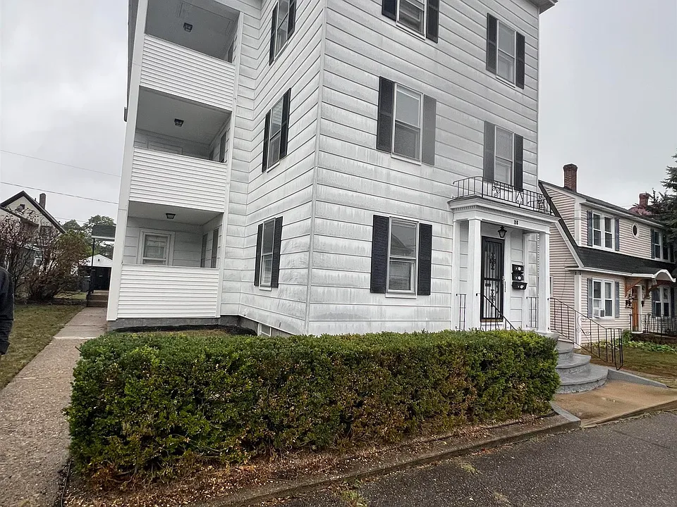 198 Alsace St #2