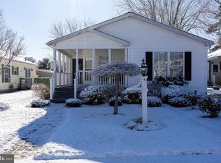 5 Rosewood Ln, Mays Landing, NJ 08330