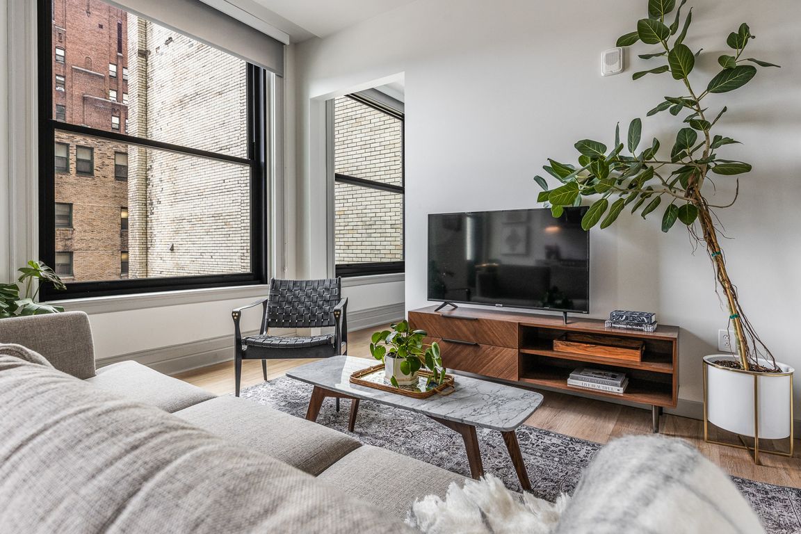 One Bedroom Apartment