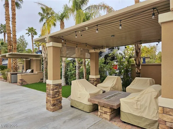 8175 Arville St #72, Las Vegas, NV 89139