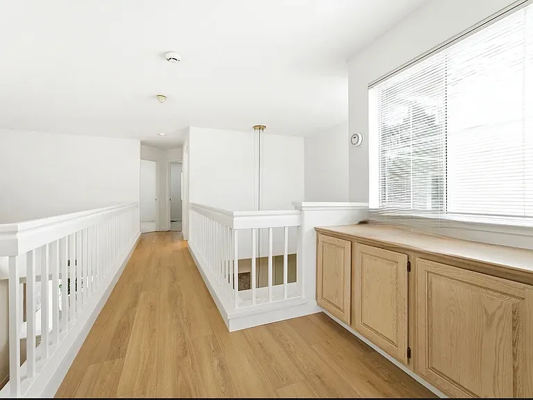 154 Asby Bay — Photo 6