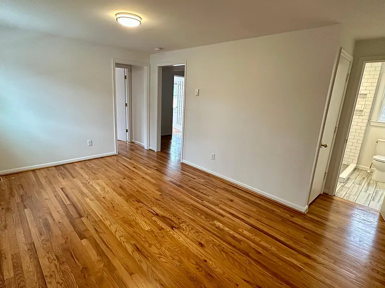 213 Douglas Ave #B — Photo 12