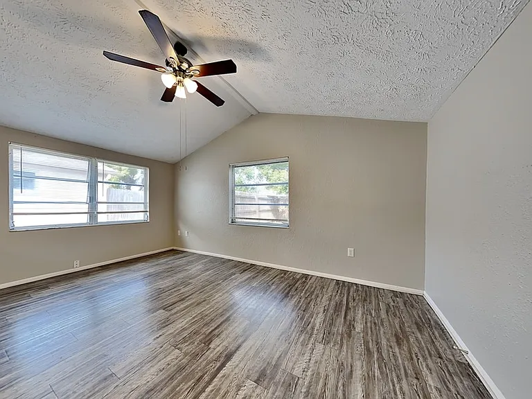 7431 San Moritz Dr — Photo 16