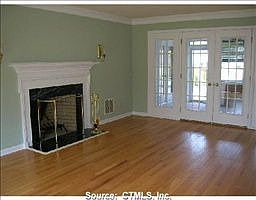 4th image of 40 Hilltop Dr