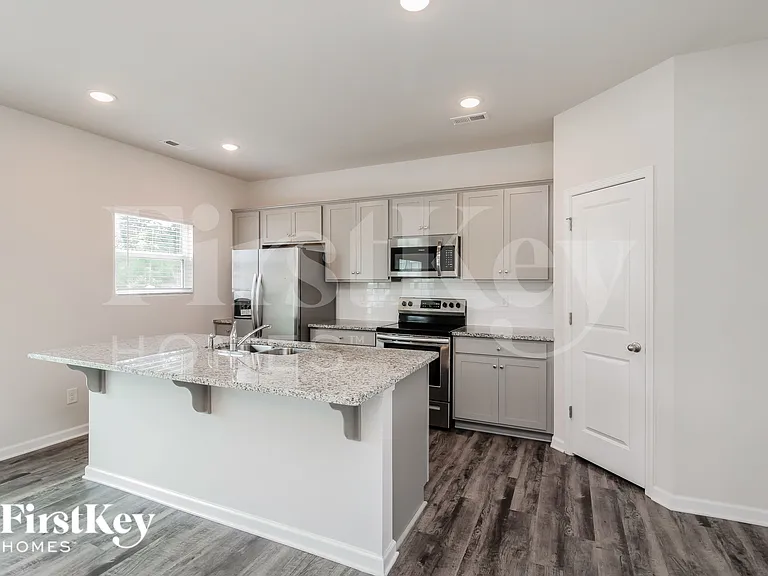 7305 Brawley Wood Ct — Photo 6