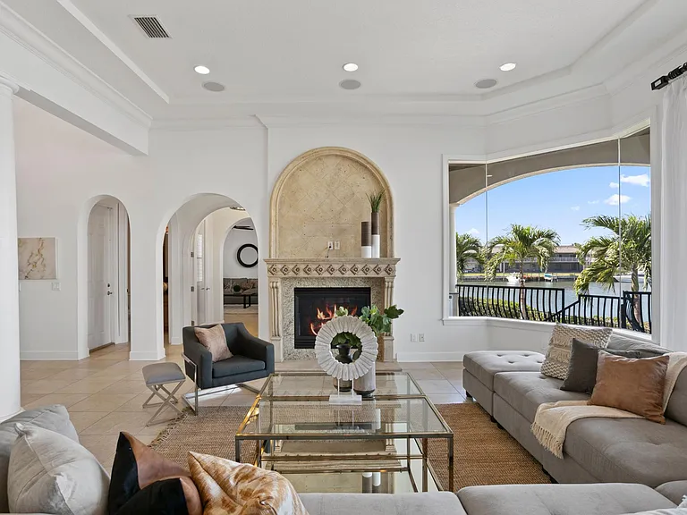 4130 Causeway Vista Dr — Photo 36