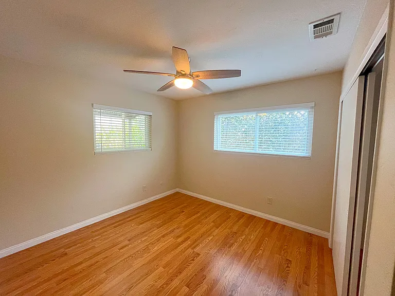 3556 Fir St — Photo 12