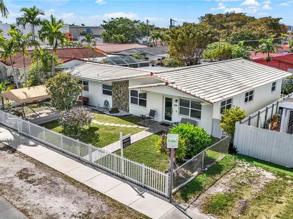 606 SW 58th Ct, Miami, FL 33144