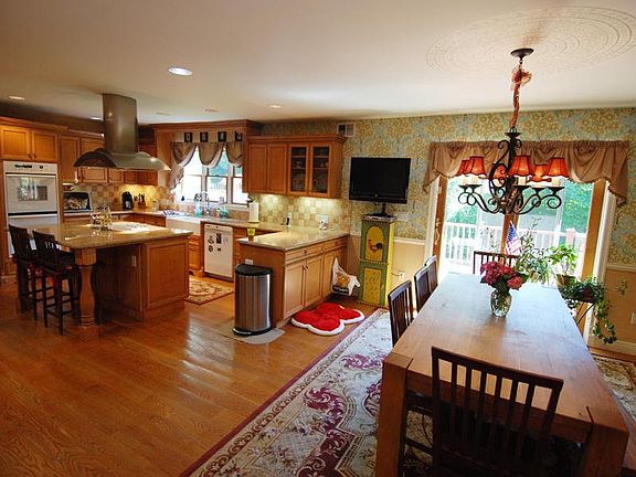 Refined, dramatic Colonial