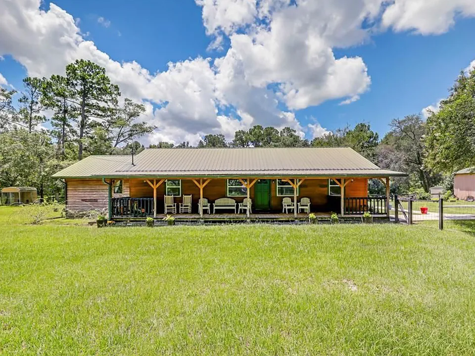 5616 Cherrytree Ave