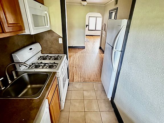 3rd image of 1604 E 13th St #8