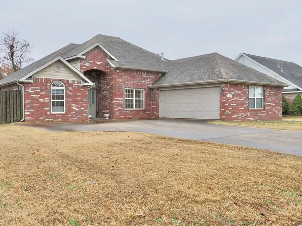 400 McKissic Spring Rd, Centerton, AR 72719