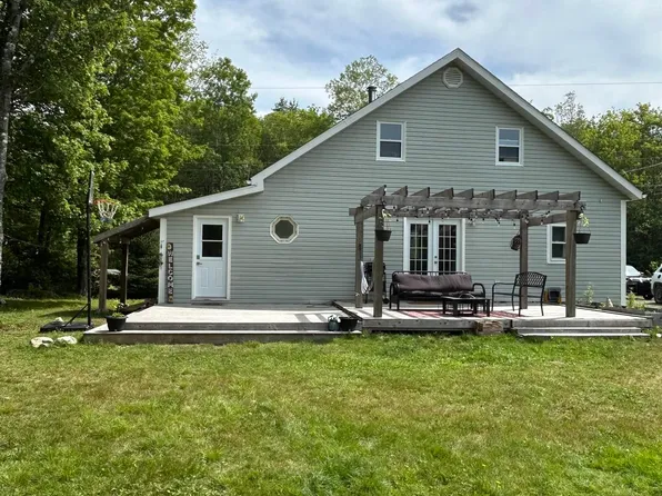 4149 Woodstock Rd, Lunenburg, NS B0J 2E0