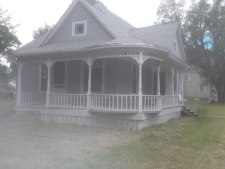 427 Neosho St