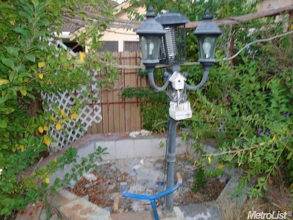 3rd image of 5549 Laguna Park Dr
