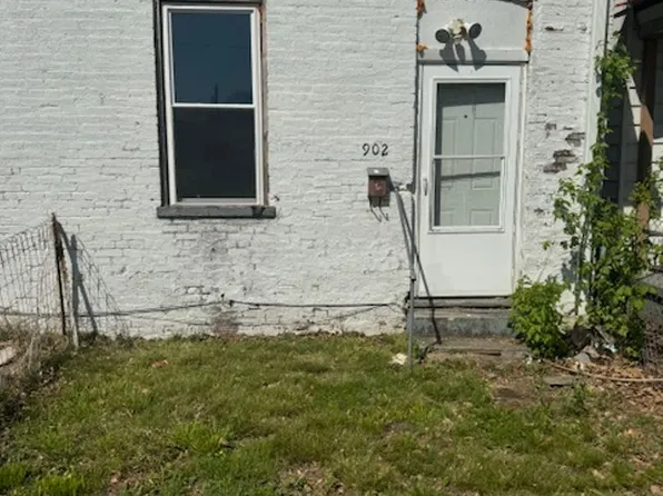 900 Mary St, Evansville, IN 47710