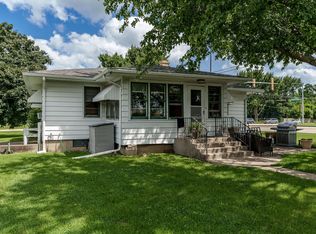 5981 Guilford Rd, Rockford, IL 61107