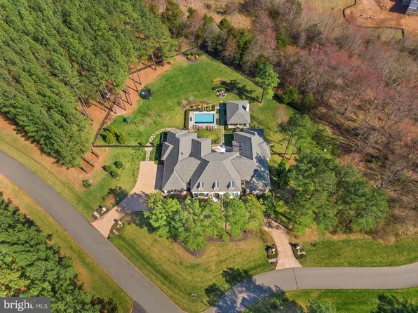 22488 Madison Hill Pl, Leesburg, VA 20175
