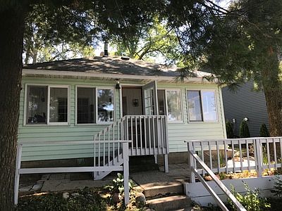 2nd image of 6931 Goldenrod Dr NE