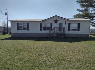 14 Kelsey Ln, Pikeville, TN 37367